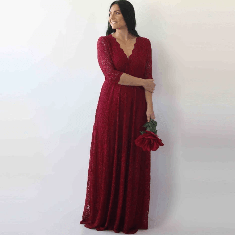 Abito bordeaux con corpetto in pizzo e maniche a tre quarti. - Because I'm Different shop