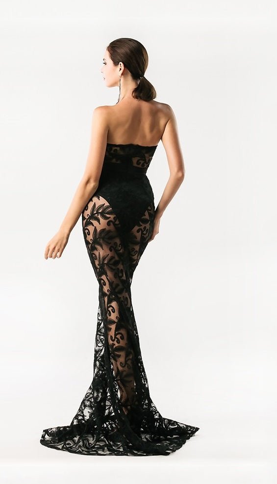 Abito da sera lungo in pizzo nero. - Because I'm Different shop
