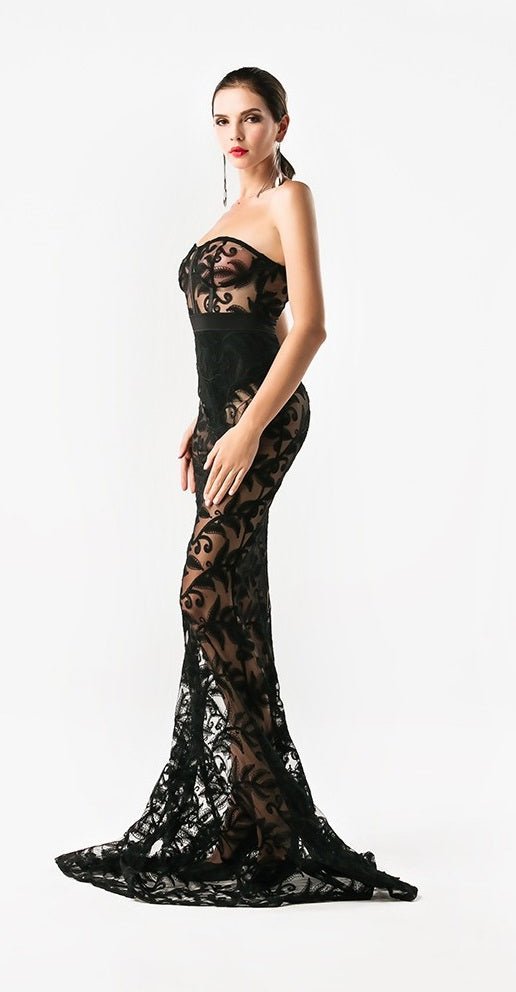Abito da sera lungo in pizzo nero. - Because I'm Different shop