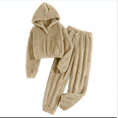 Set Due Pezzi da Donna per Autunno e Inverno: Nuovo Top Peloso con Cappuccio per il Tempo Libero a Casa - Because I'm Different shop