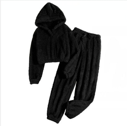 Set Due Pezzi da Donna per Autunno e Inverno: Nuovo Top Peloso con Cappuccio per il Tempo Libero a Casa - Because I'm Different shop