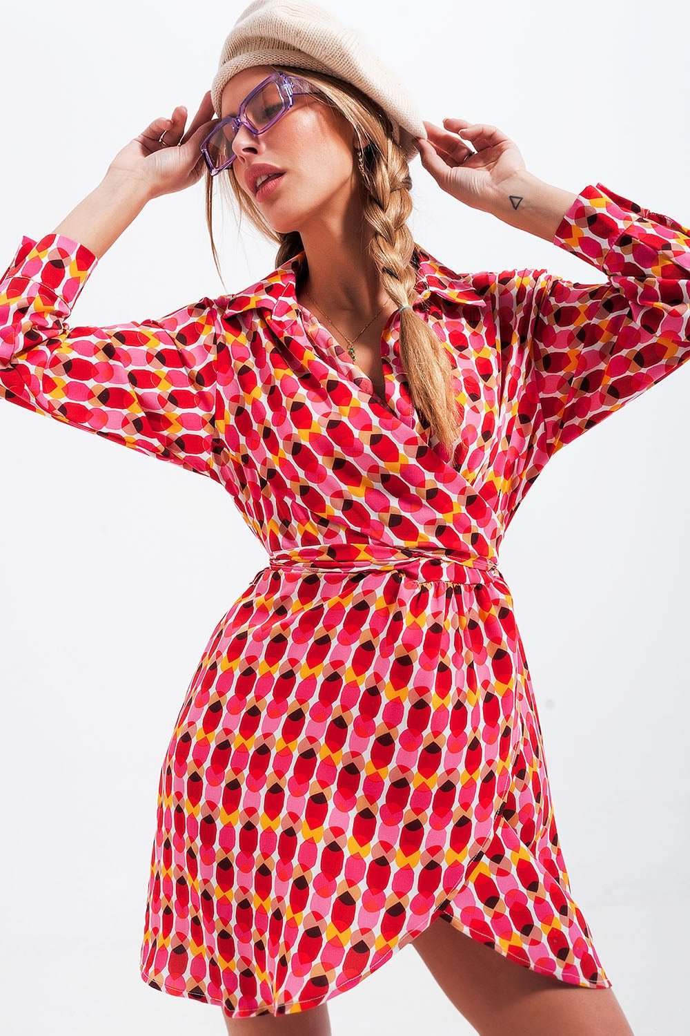 Vestito rosso con bottoni davanti e vita regolabile con cintura stampa - Because I'm Different shop