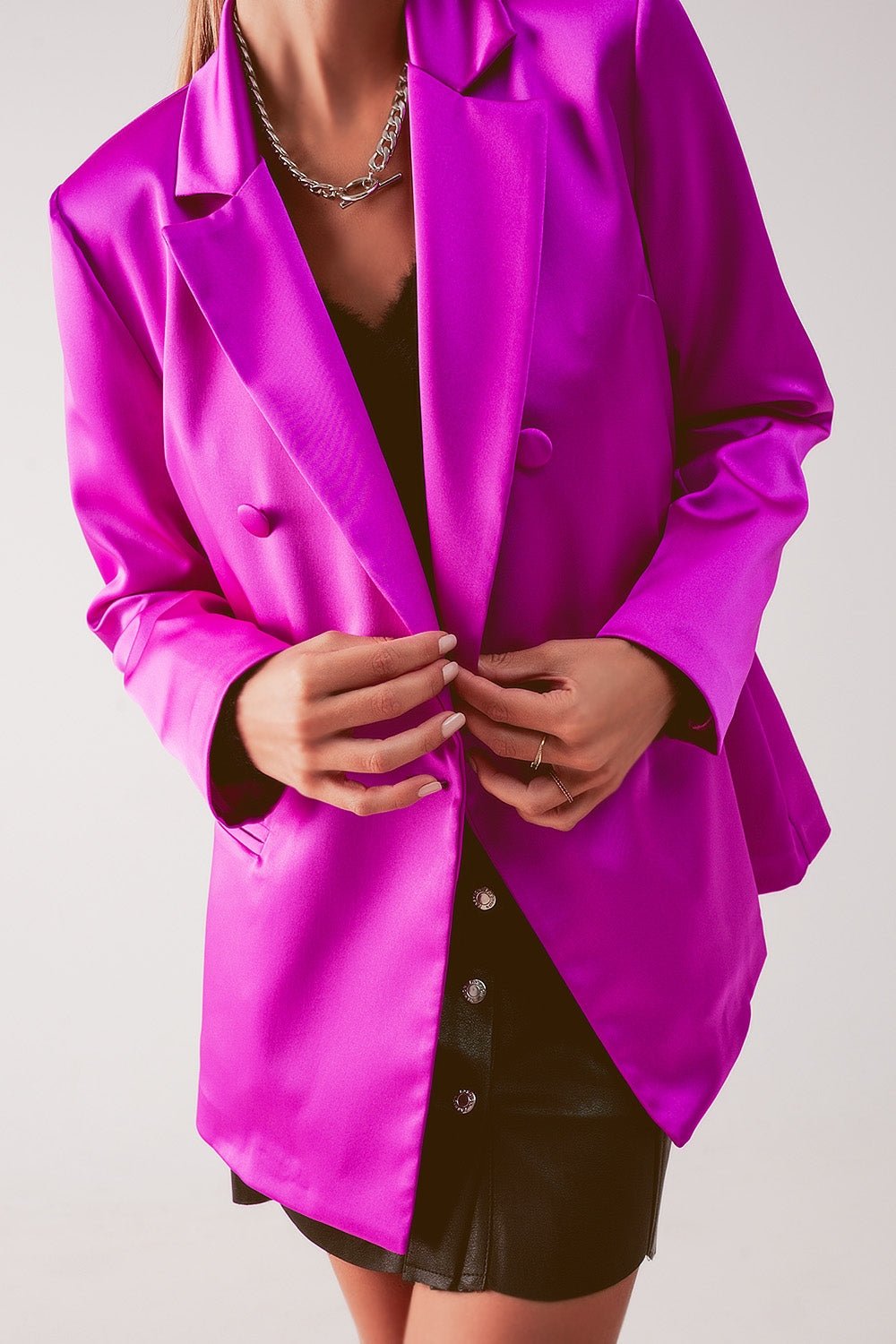 Blazer doppiopetto in satin color fucsia. - Because I'm Different shop